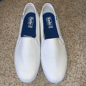 KEDS WHITE SLIP ON SHOE